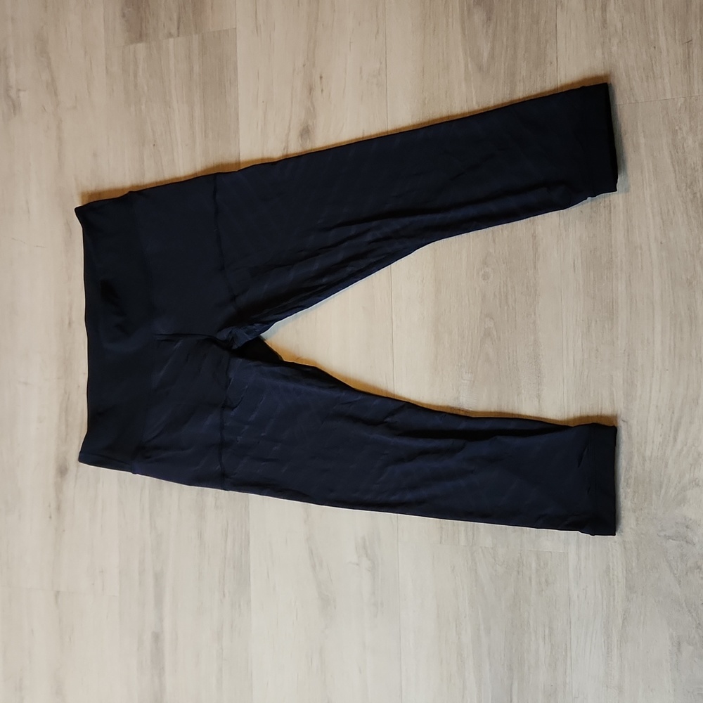 Lululemon cropped leggings size 10